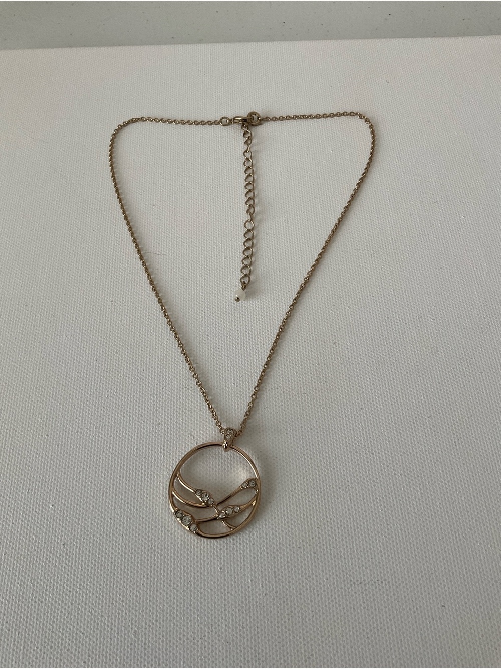 NRT Delicate Gold-Tone Circle Pendant Necklace with Crystal Accents